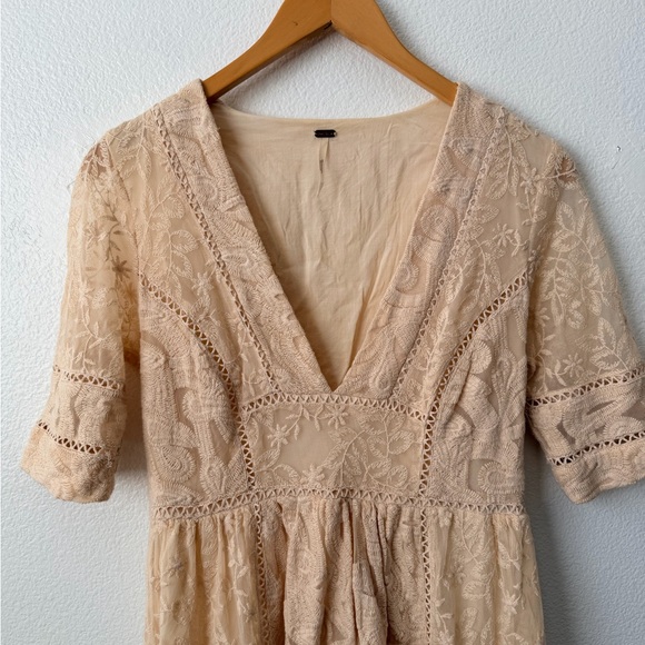 Free People Mountain Laurel Lace Embroidered Dress Boho Cottagecore Ivory Sz 6 - Picture 3 of 10